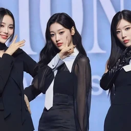 Odd Eye Circle