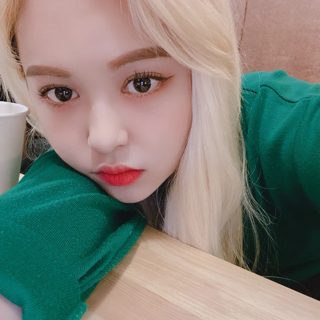 E:U