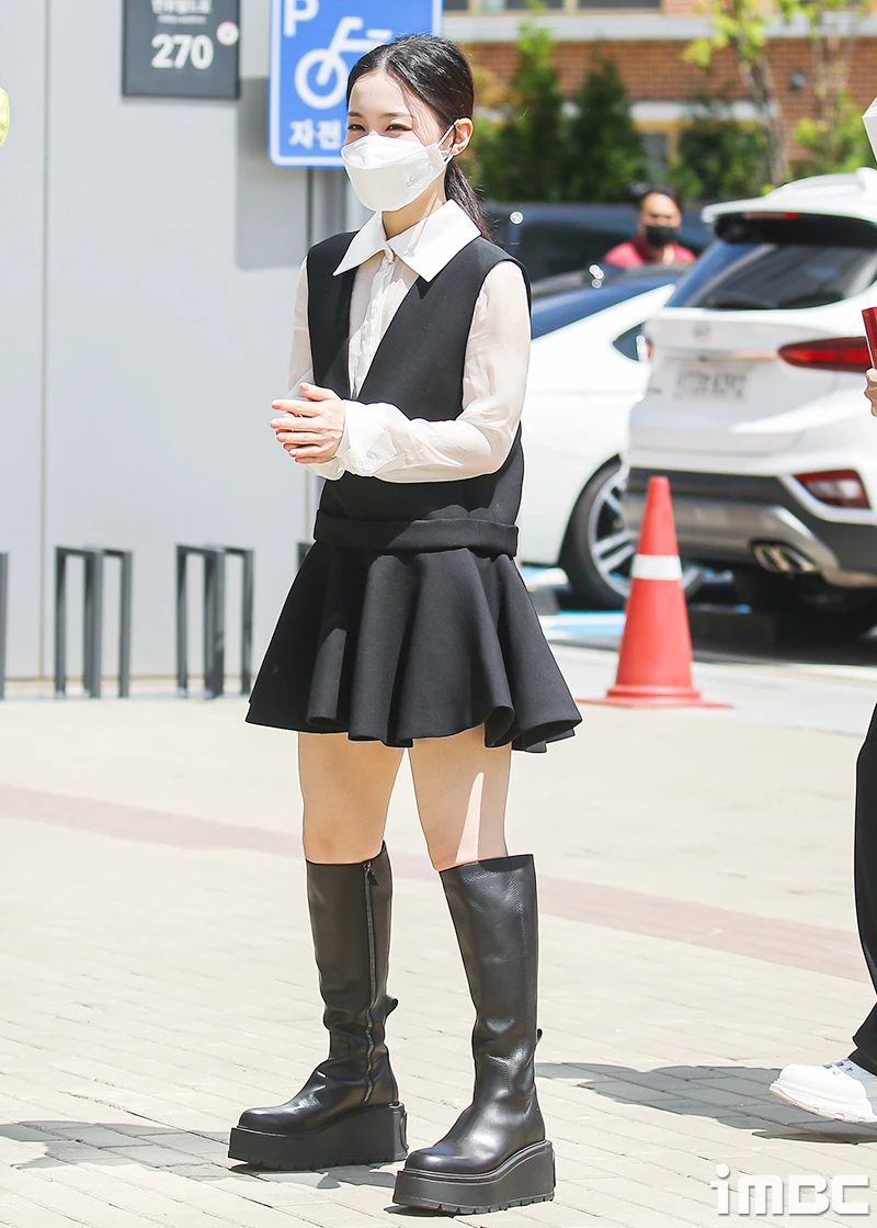 Lee Hi