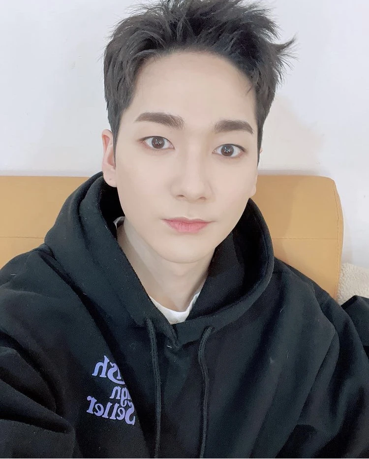 Aron