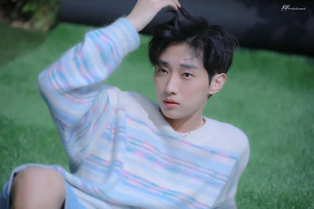 Jinyoung