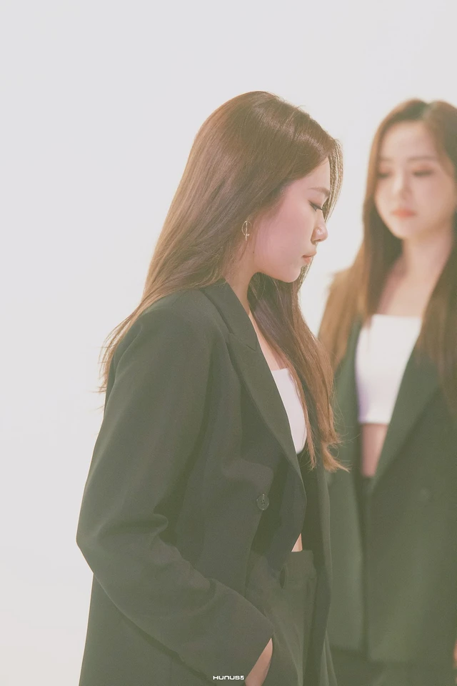 EJ