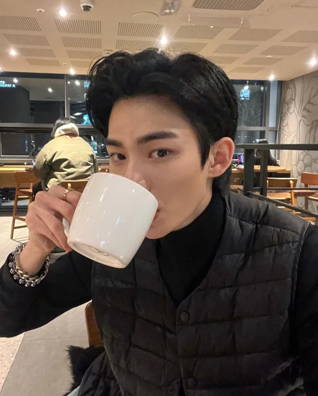 Hwall
