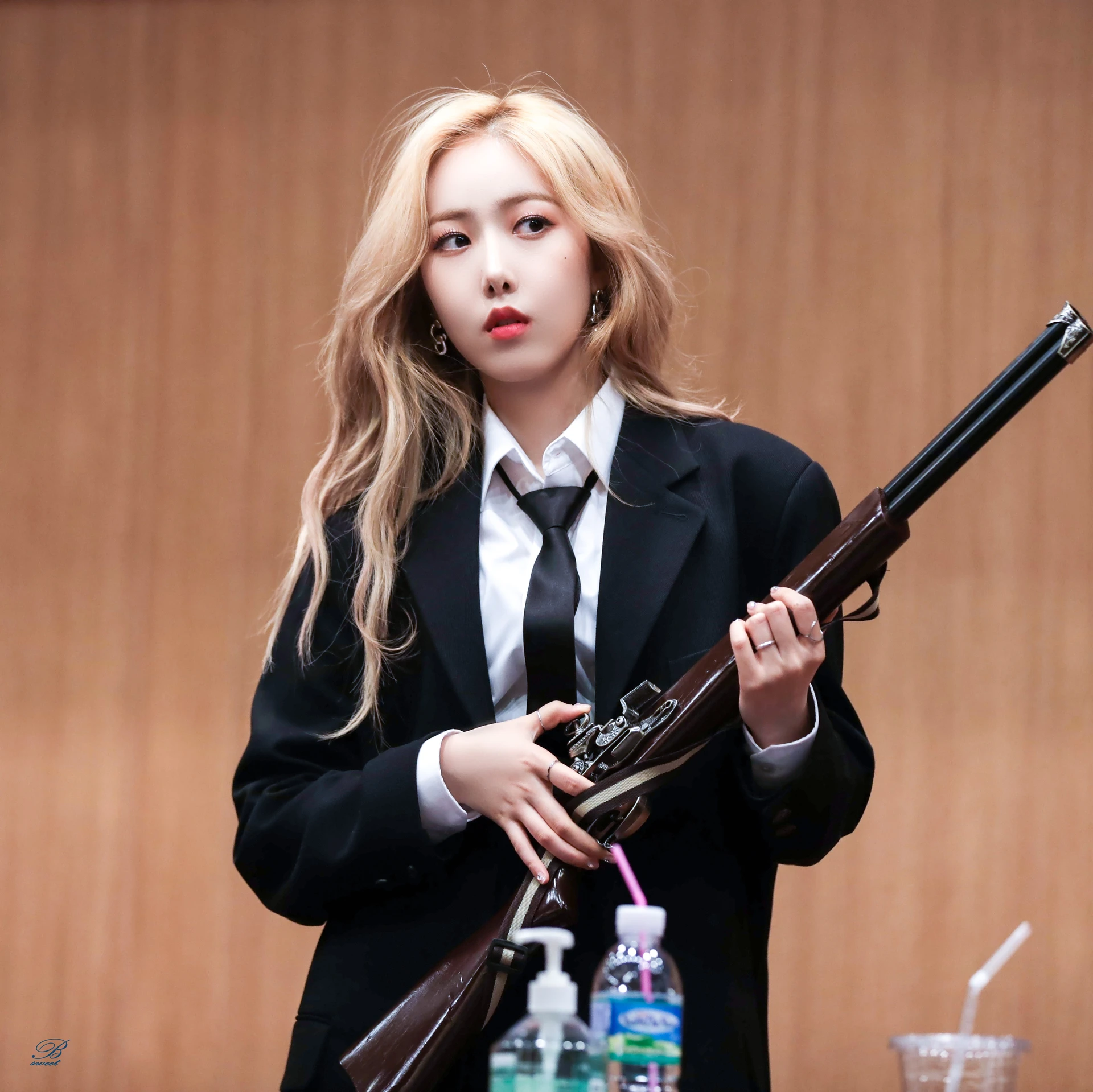 SinB