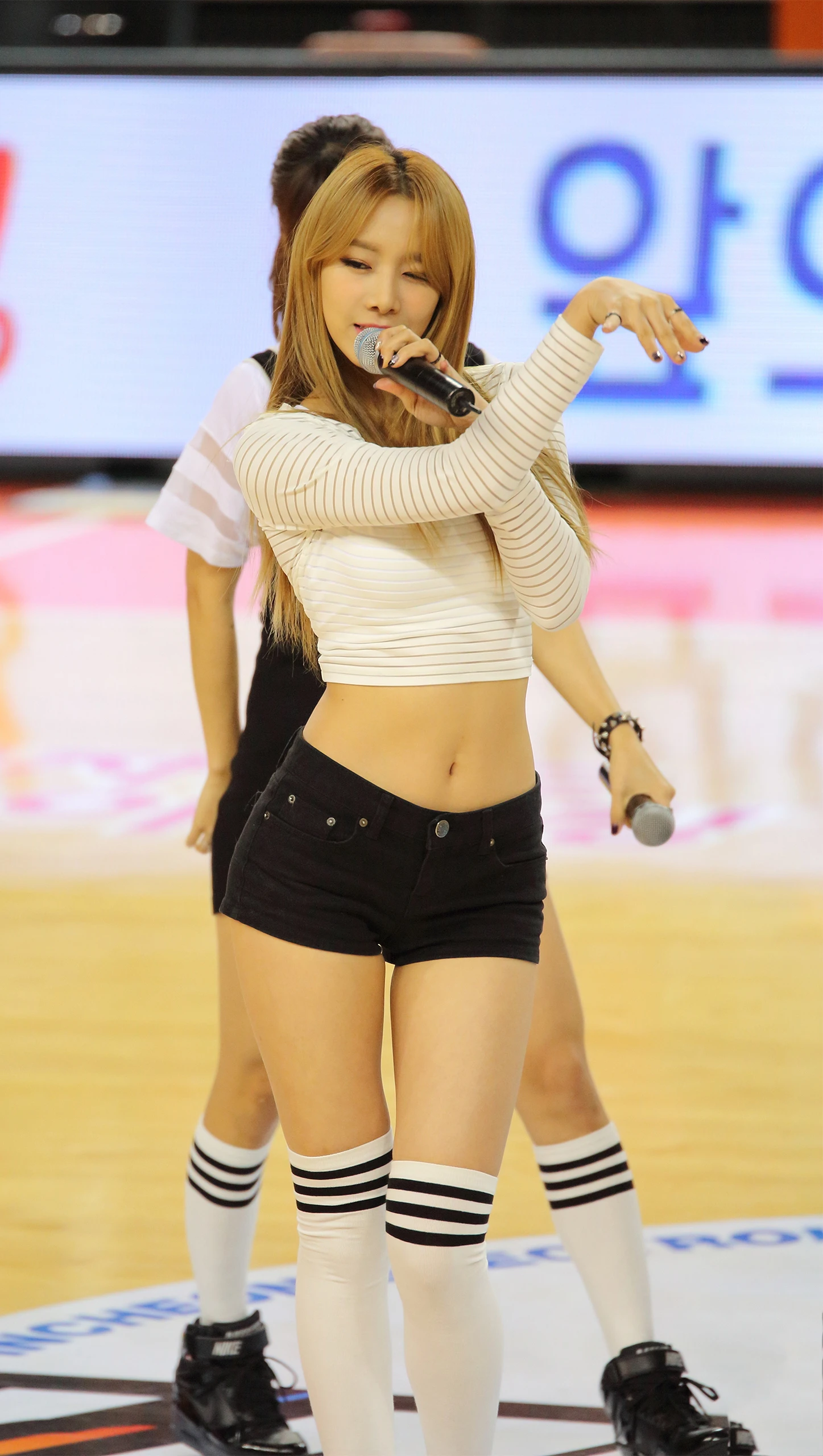 U.Ji