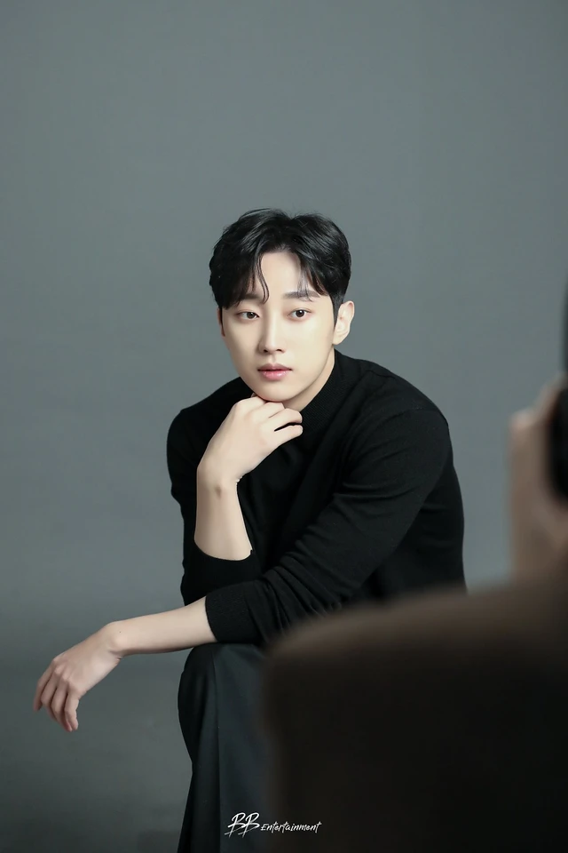 Jinyoung