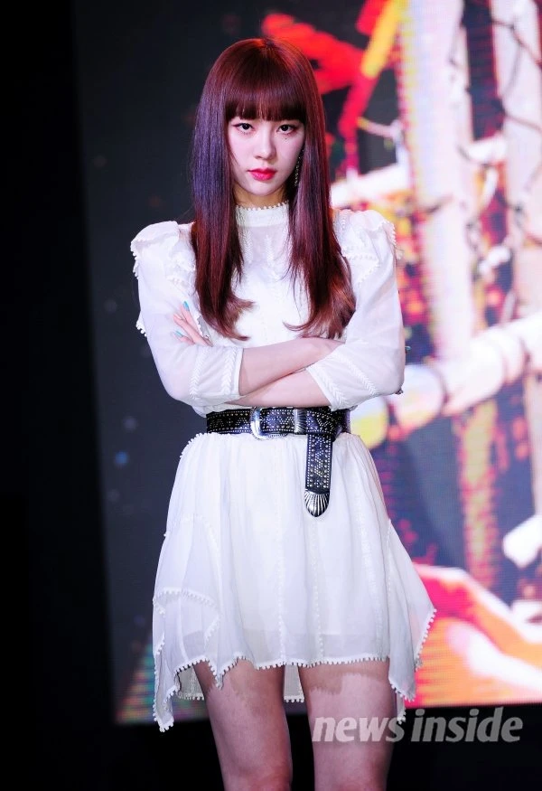 Yiyeon