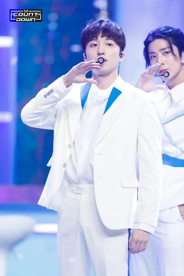 Hwiyoung