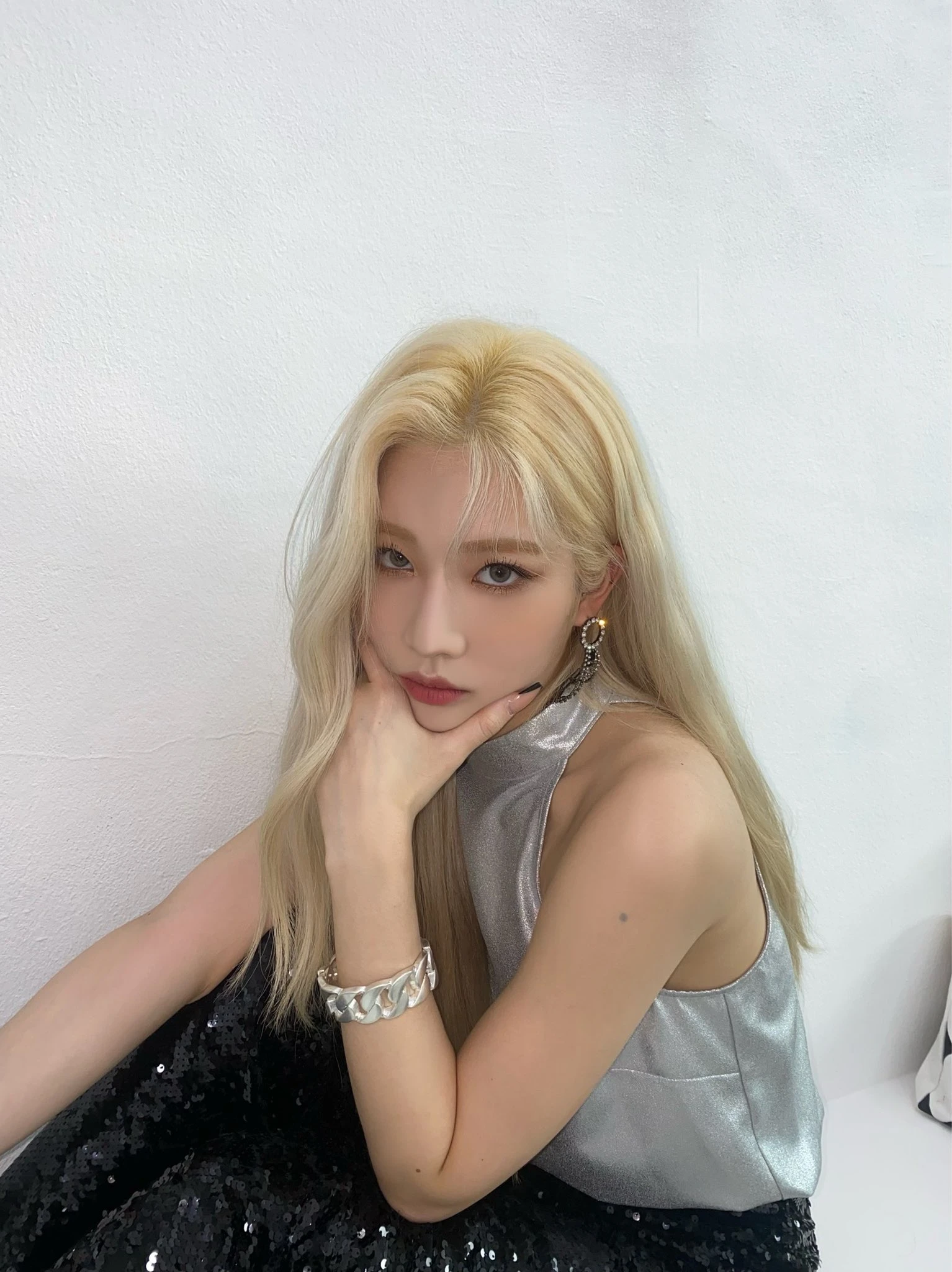 Kim Lip