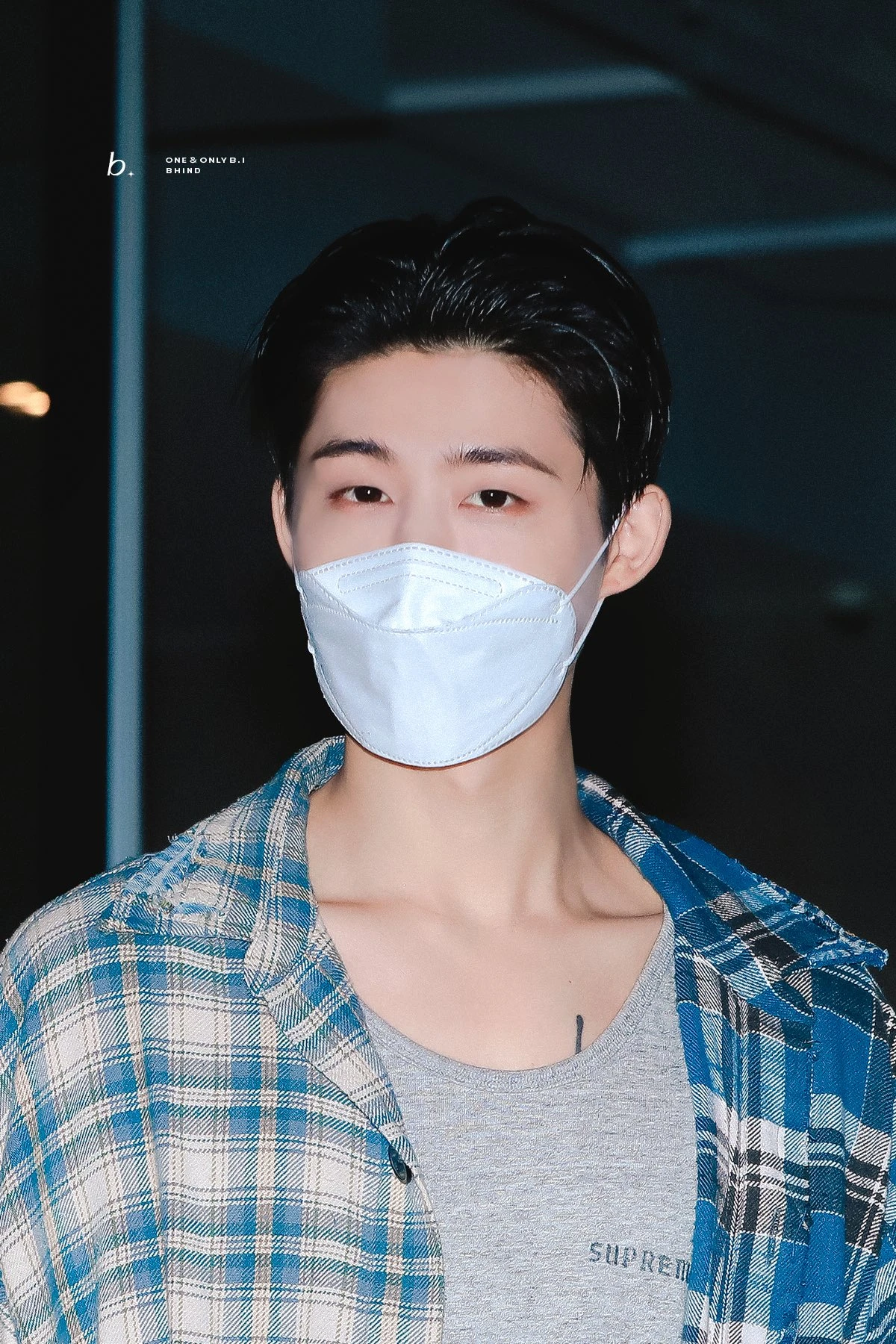 B. I