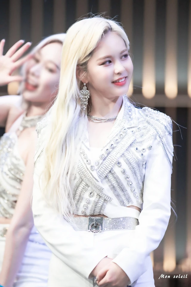 E:U