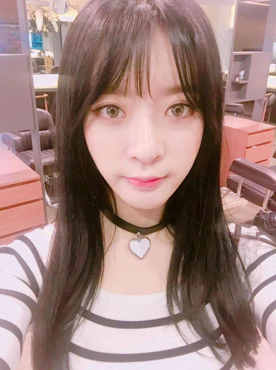 Ayoung