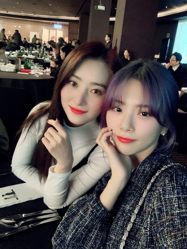 JiU