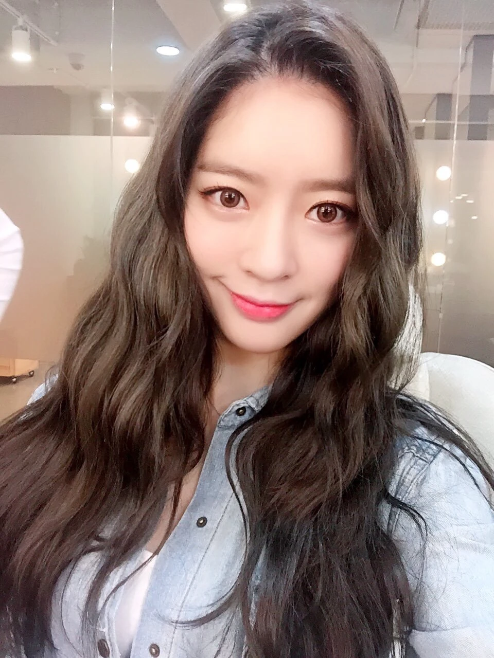 Ayoung