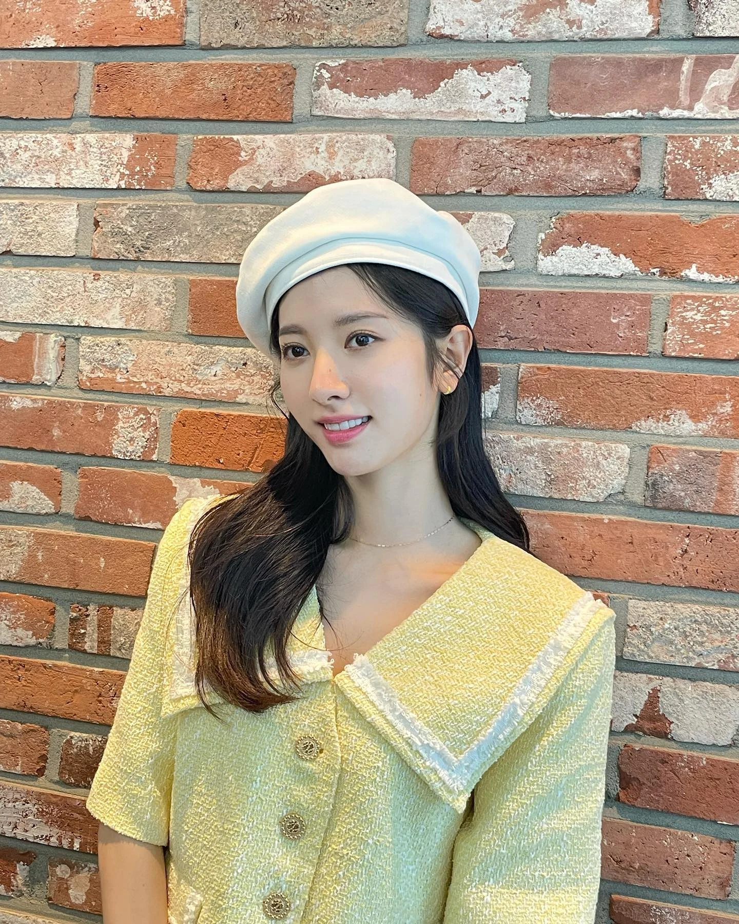 Bona