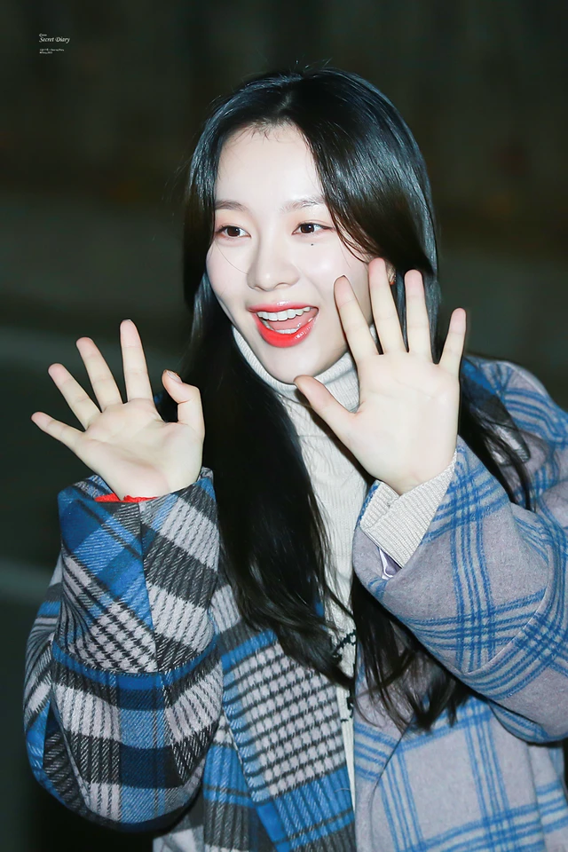 Yiyeon