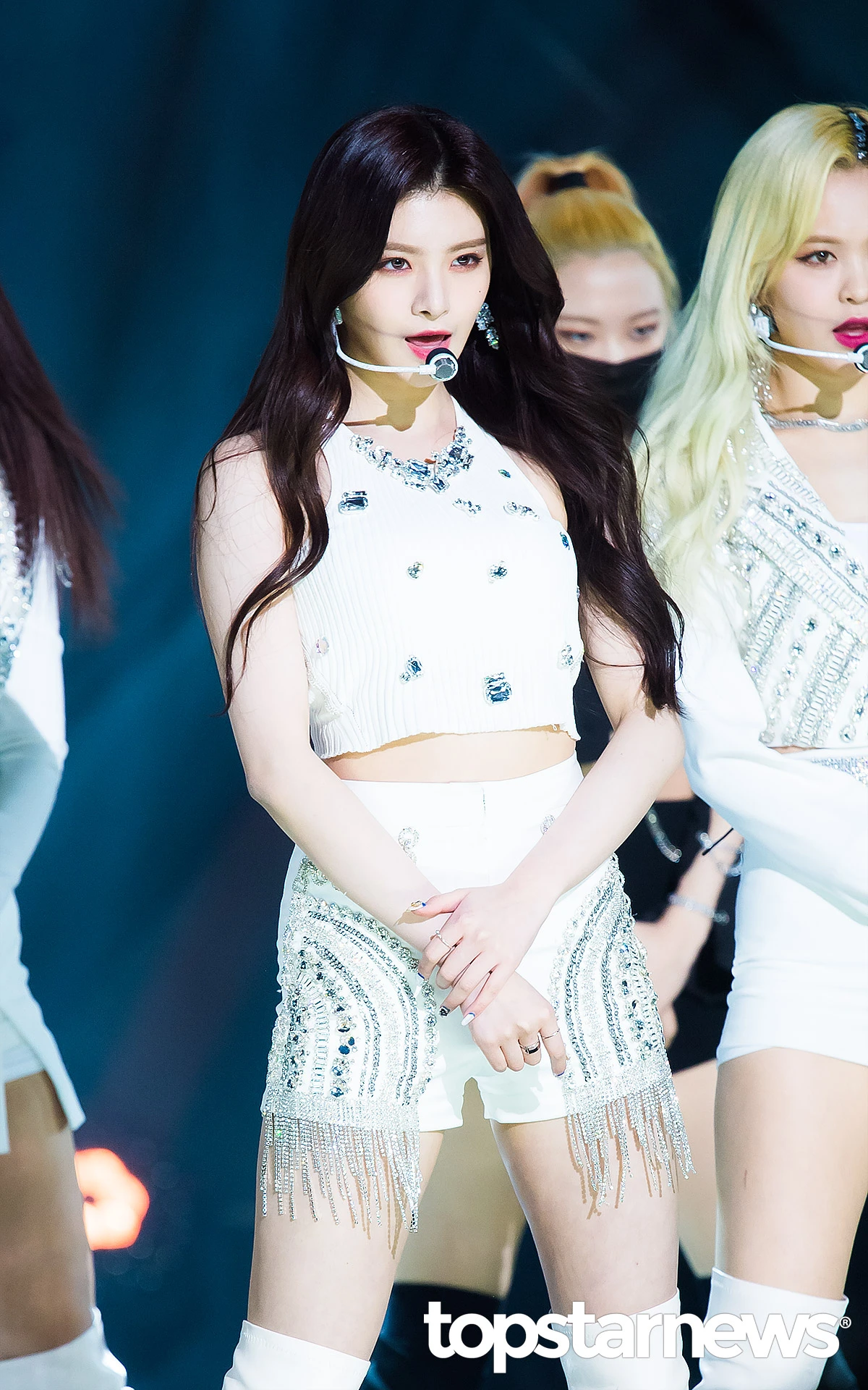 E:U