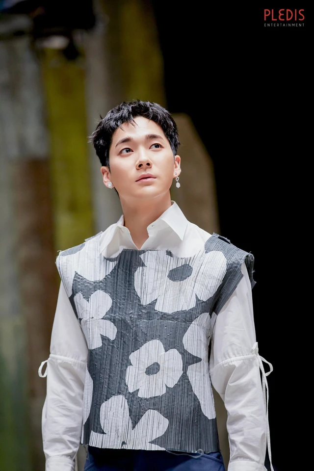 Aron