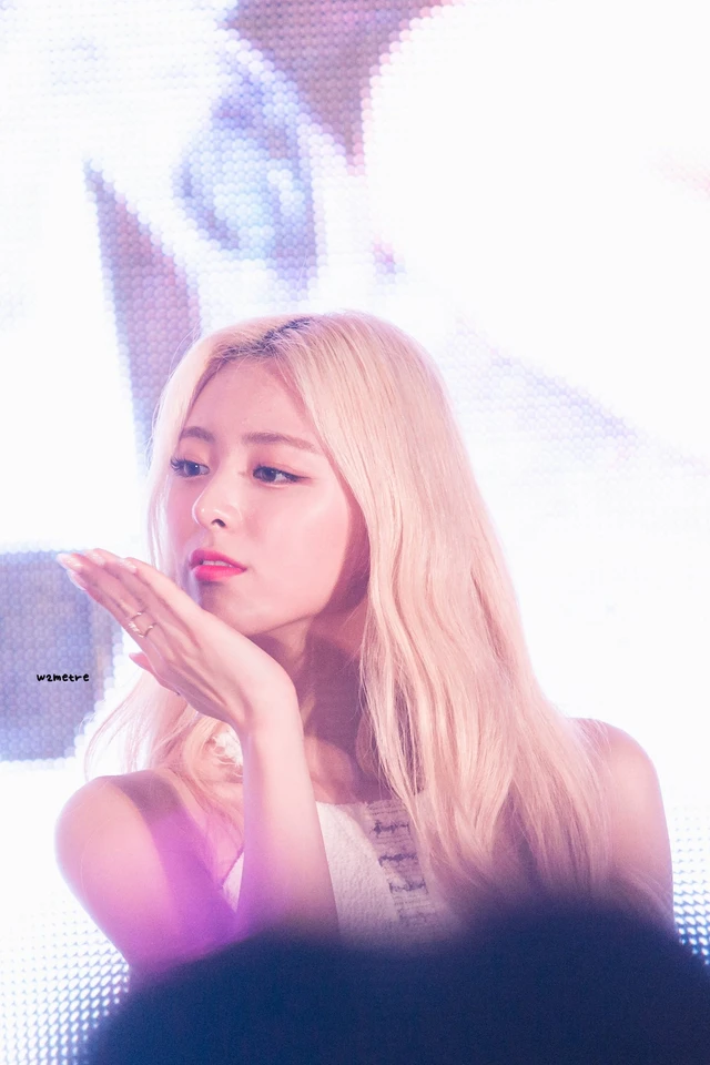 Yuna