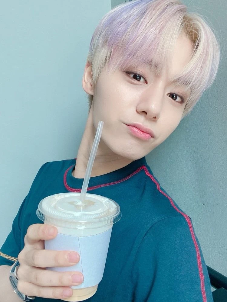 Hwanwoong