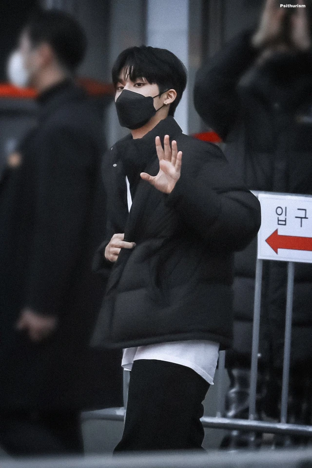 Jeongwoo
