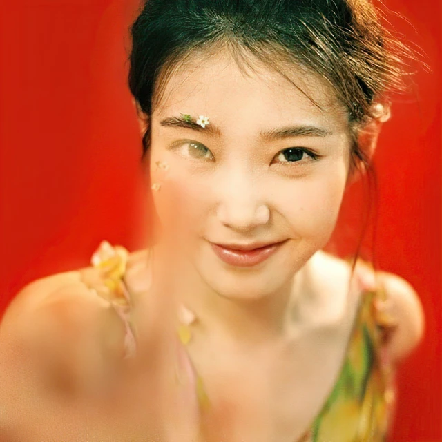 IU