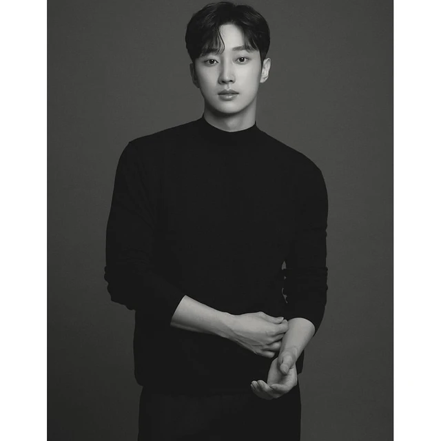 Jinyoung