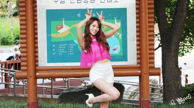 U.Ji