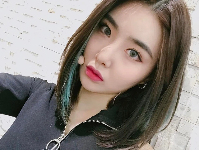 Yuna