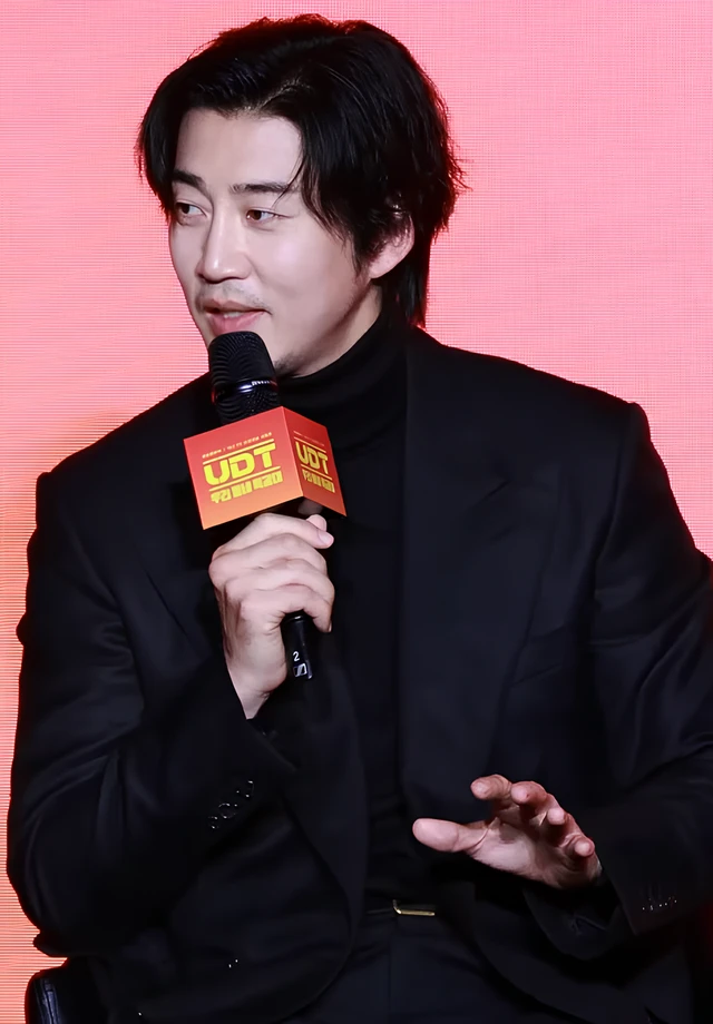 Yoon Kye-sang
