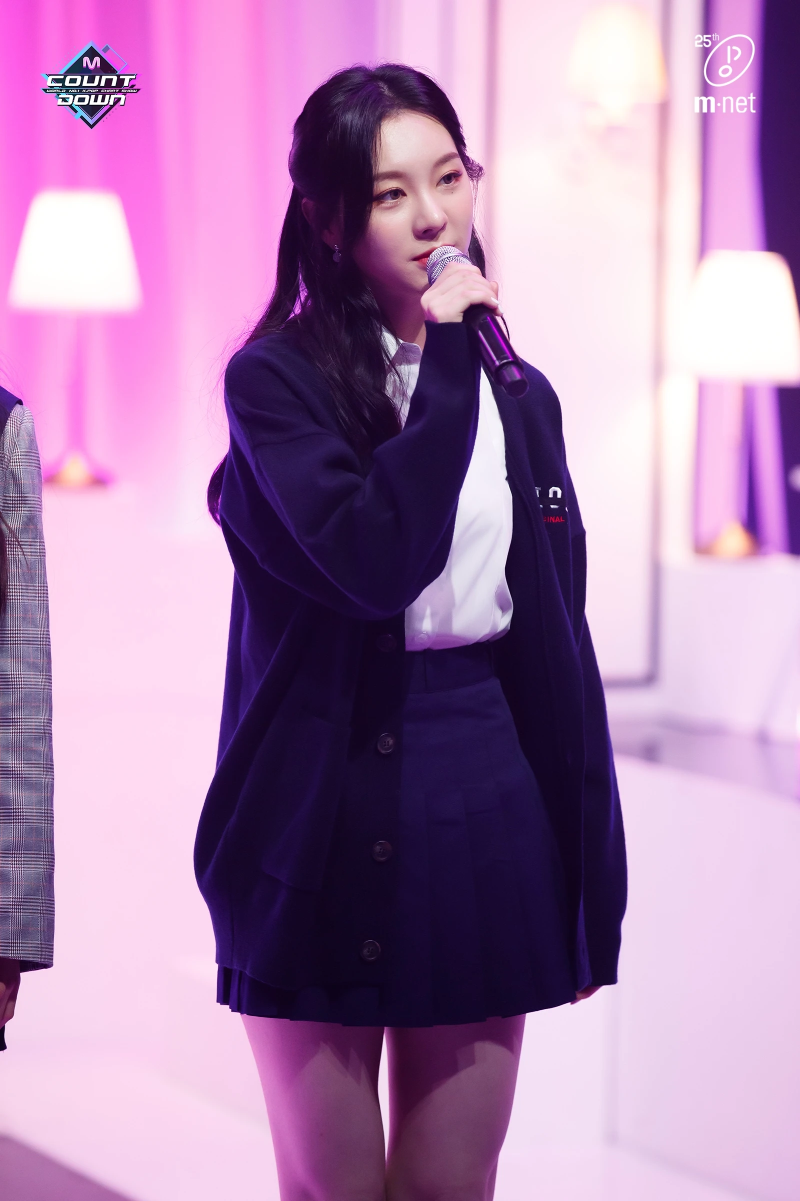 Yiyeon