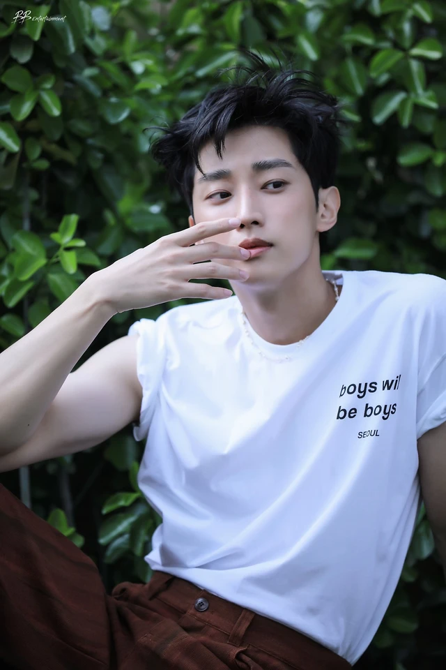 Jinyoung