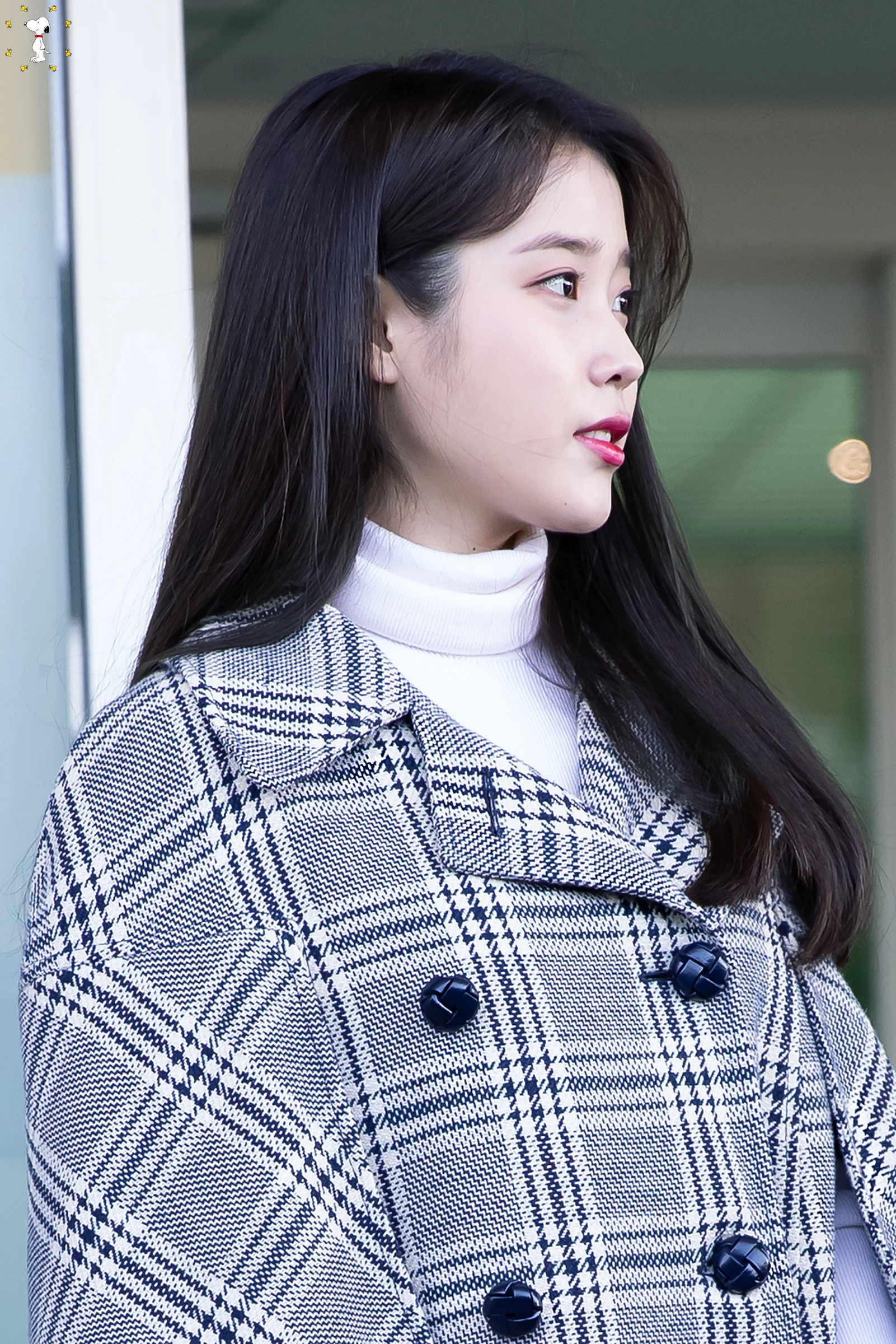 IU