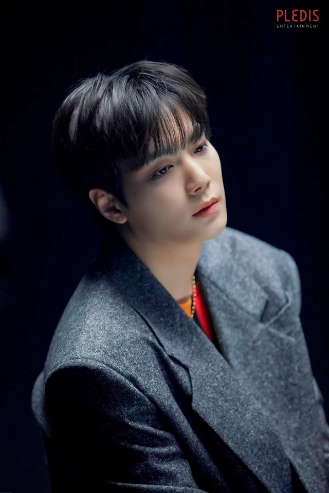 JR