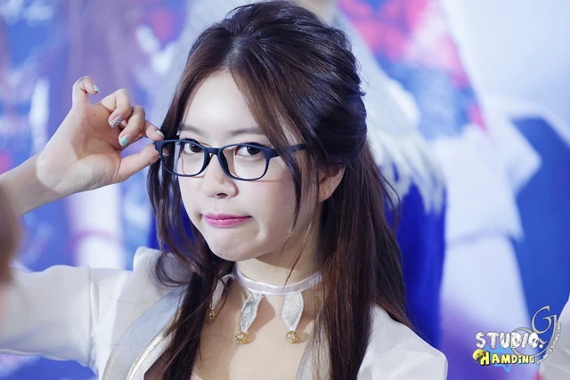 Ayoung