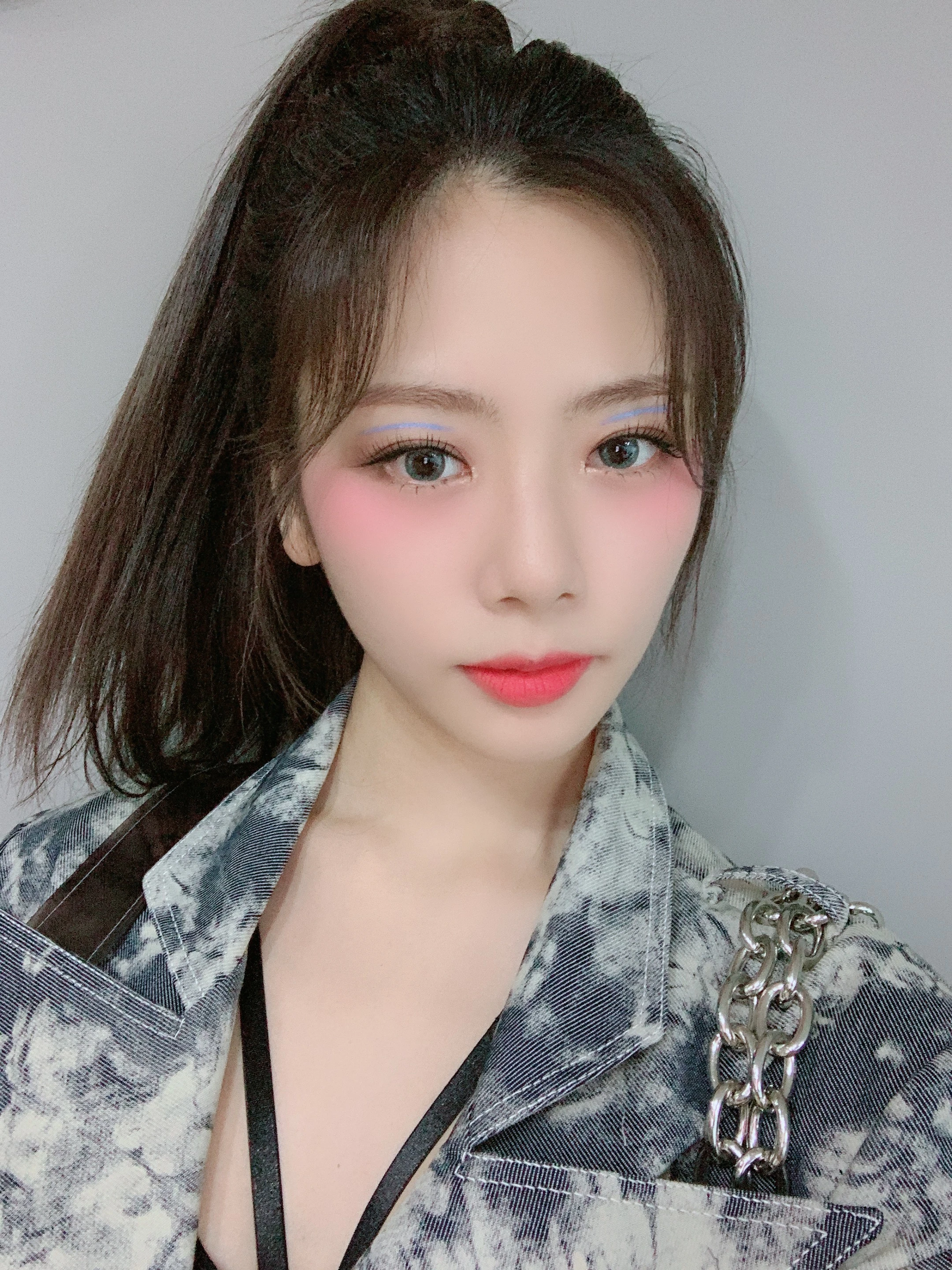 JiU