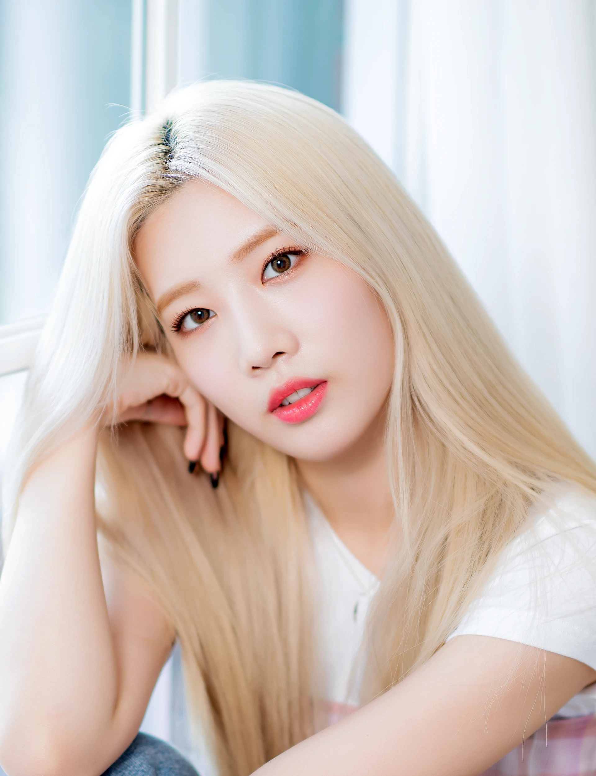 Kim Lip