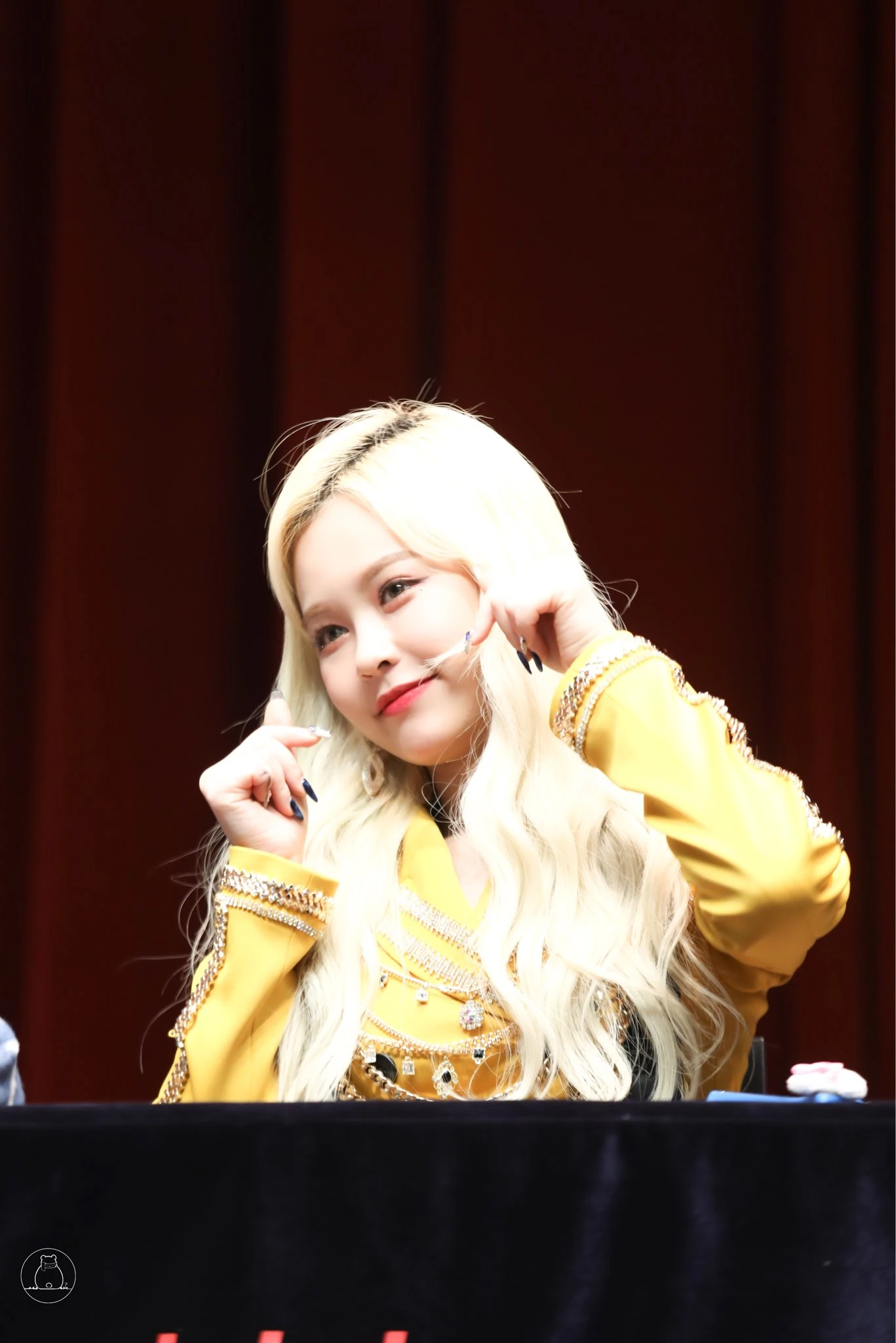 E:U