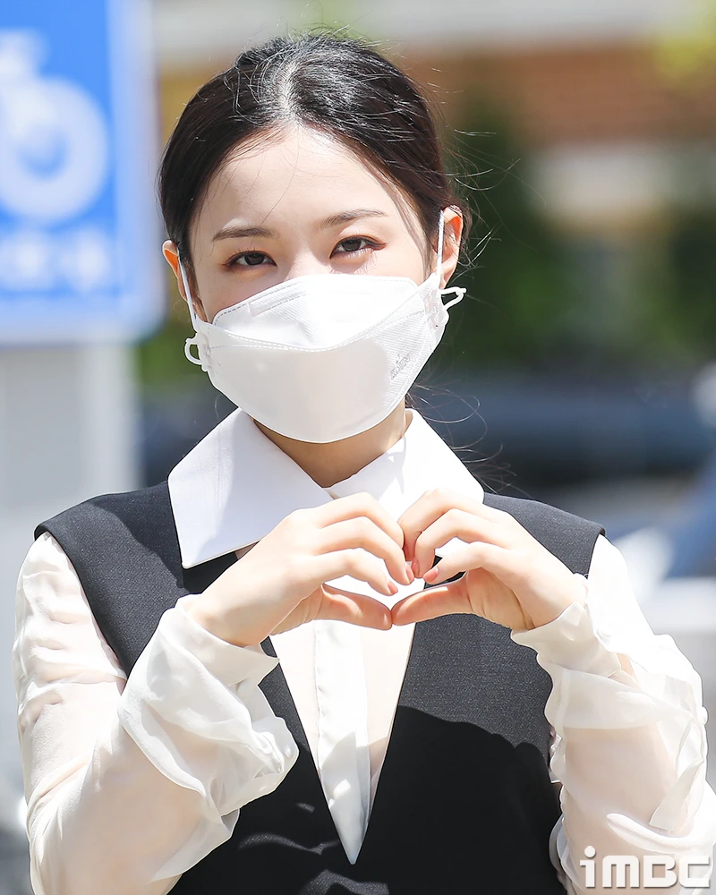 Lee Hi
