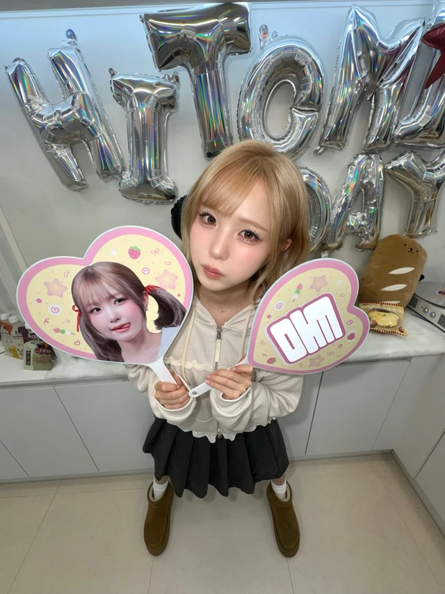 Hitomi