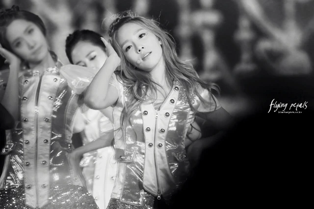Girls' Generation-Oh!GG
