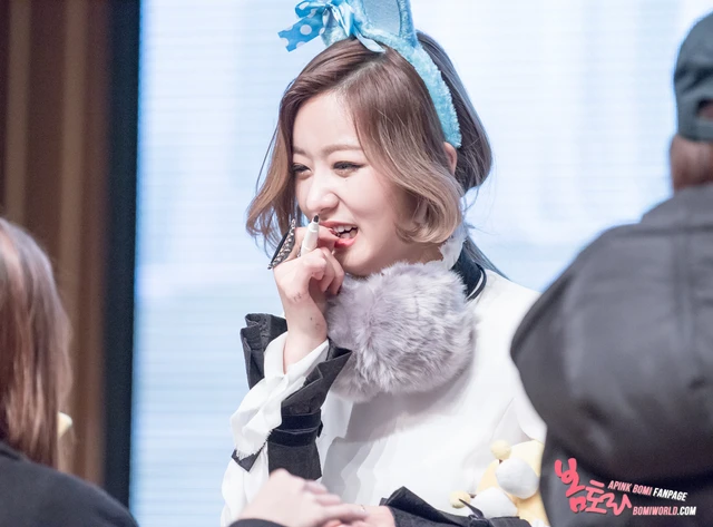 Bomi