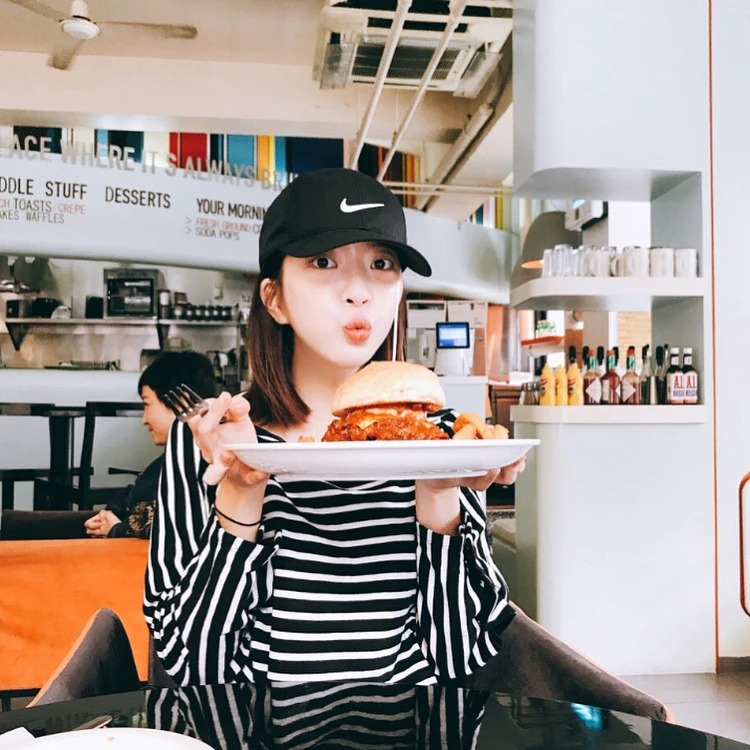 Ayoung