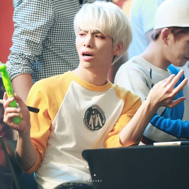 SHINee