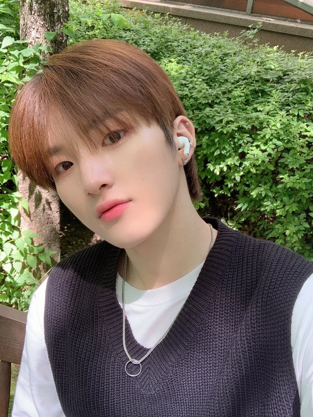 Hyunbin