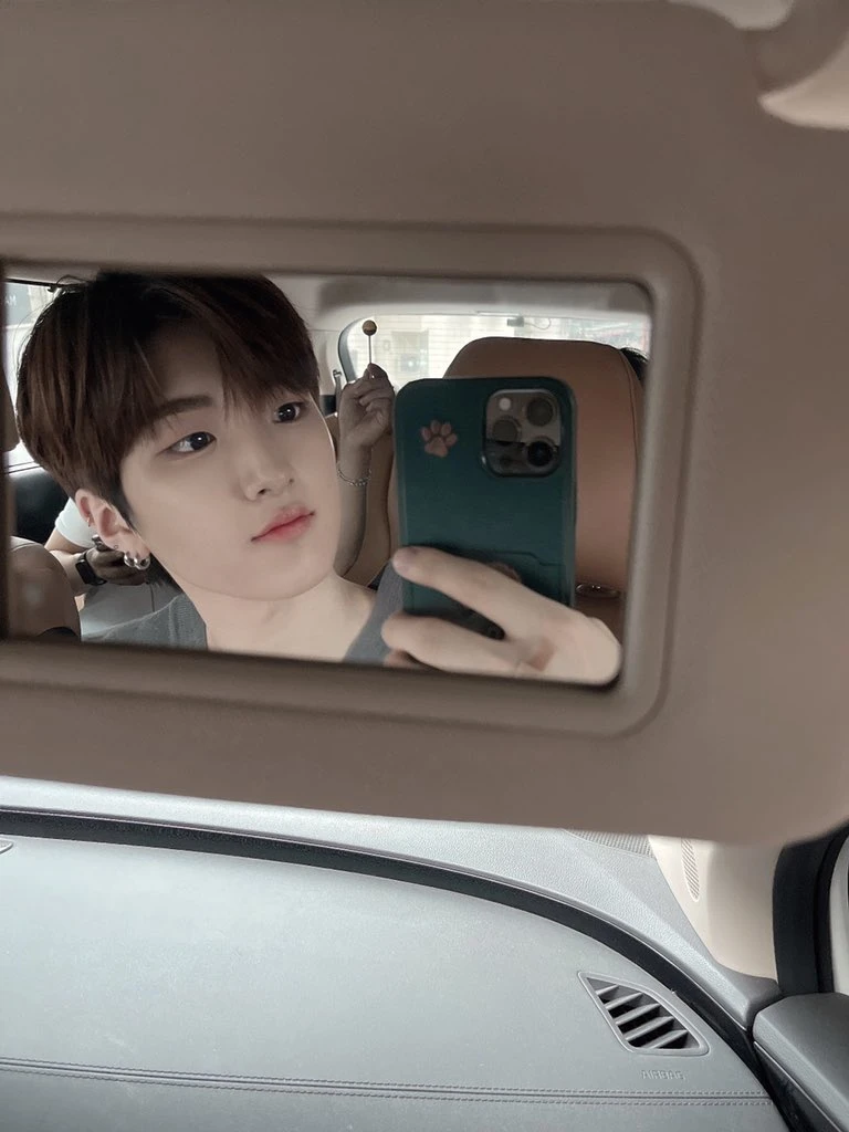 Hyunbin