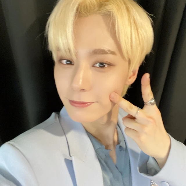 Hwanwoong