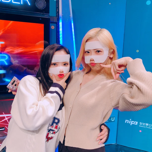 JiU