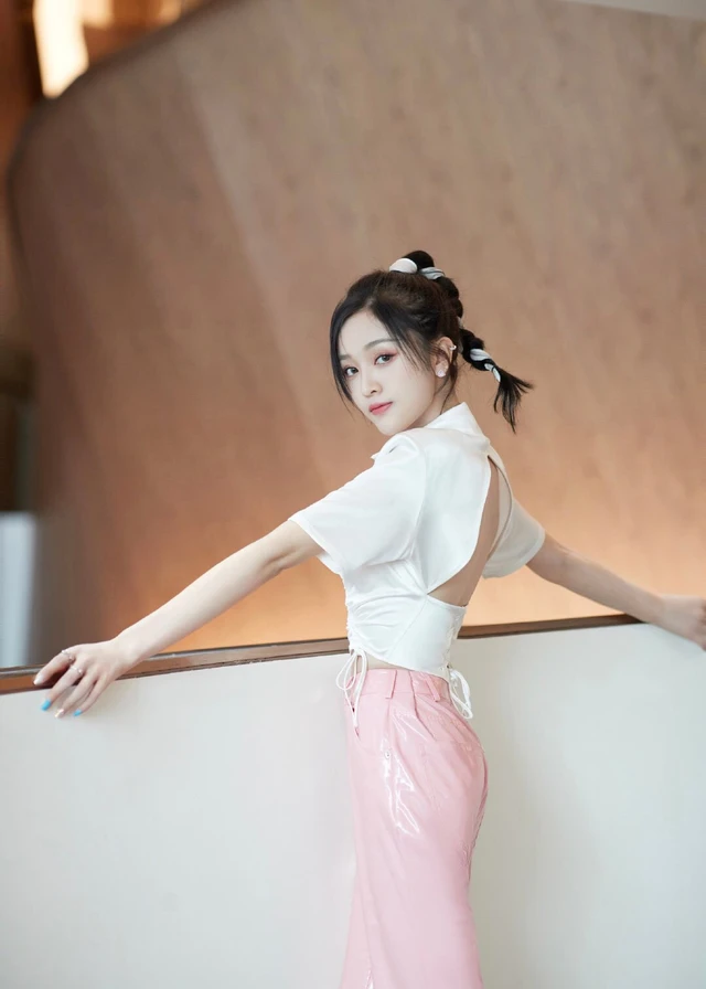 Xuan Yi