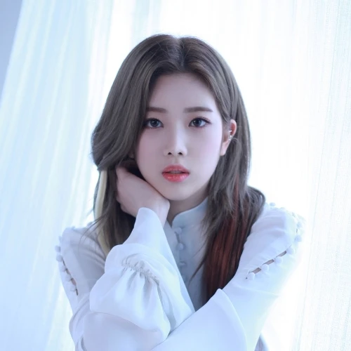 Kim Lip